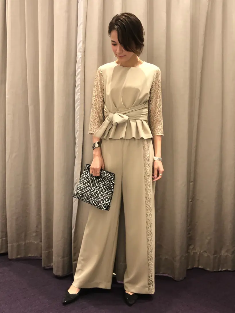 ORIGINATED IN GRACE CONTINENTAL 亀田 未希 コーディネート画像