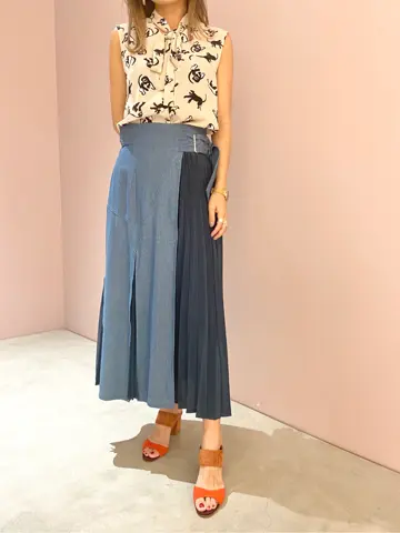 ORIGINATED IN GRACE CONTINENTAL yukimi yonee コーディネート画像