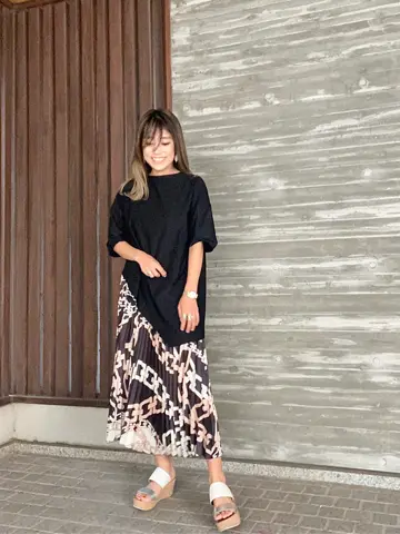 ORIGINATED IN GRACE CONTINENTAL yukimi yonee コーディネート画像