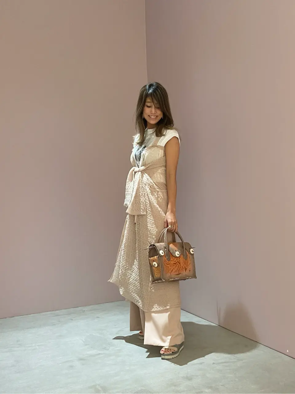 ORIGINATED IN GRACE CONTINENTAL yukimi yonee コーディネート画像