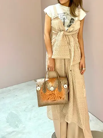 ORIGINATED IN GRACE CONTINENTAL yukimi yonee コーディネート画像