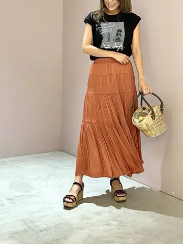 ORIGINATED IN GRACE CONTINENTAL yukimi yonee コーディネート画像