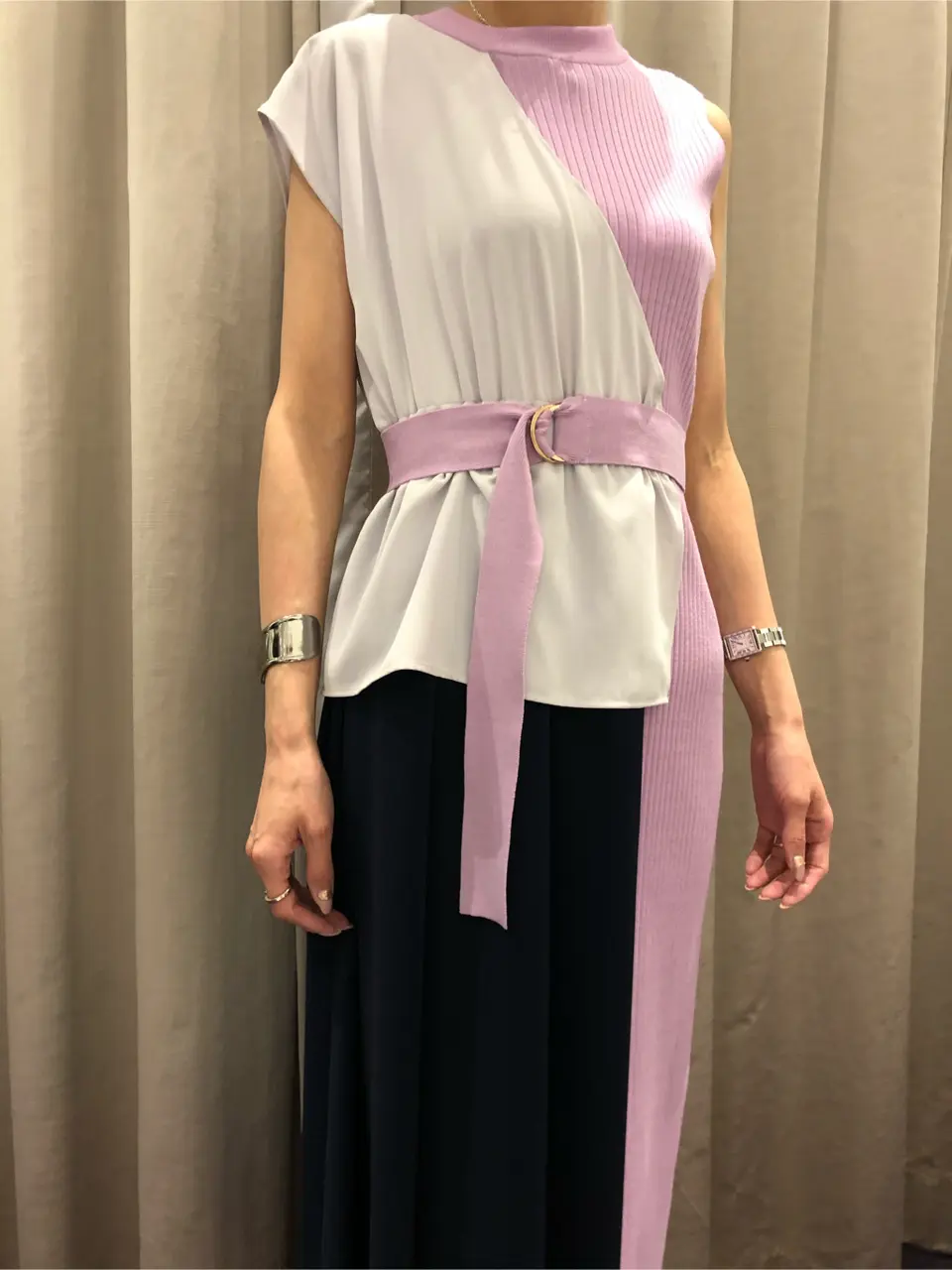 ORIGINATED IN GRACE CONTINENTAL 亀田 未希 コーディネート画像