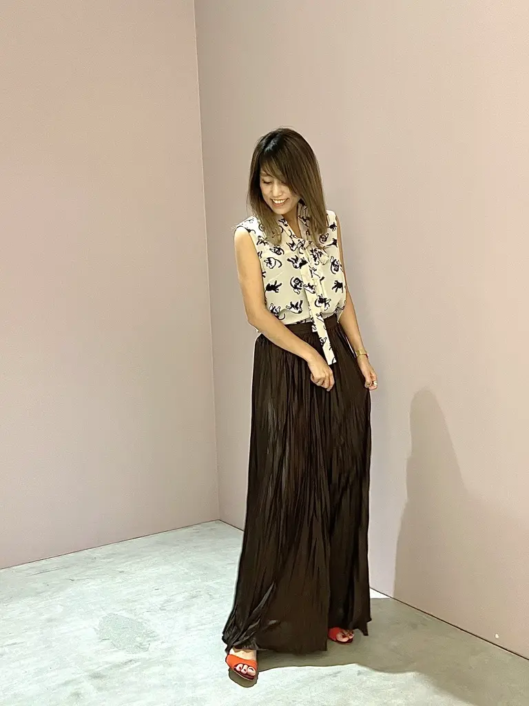 ORIGINATED IN GRACE CONTINENTAL yukimi yonee コーディネート画像