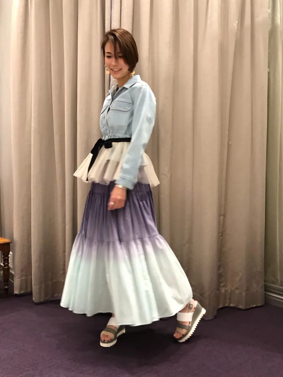 ORIGINATED IN GRACE CONTINENTAL 亀田 未希 コーディネート画像