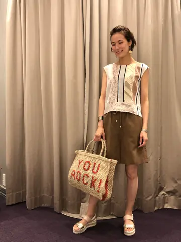 ORIGINATED IN GRACE CONTINENTAL 亀田 未希 コーディネート画像