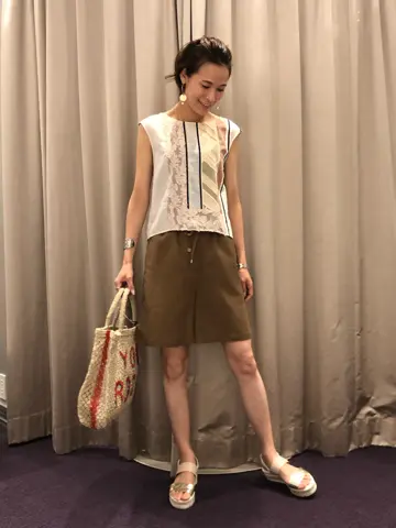 ORIGINATED IN GRACE CONTINENTAL 亀田 未希 コーディネート画像