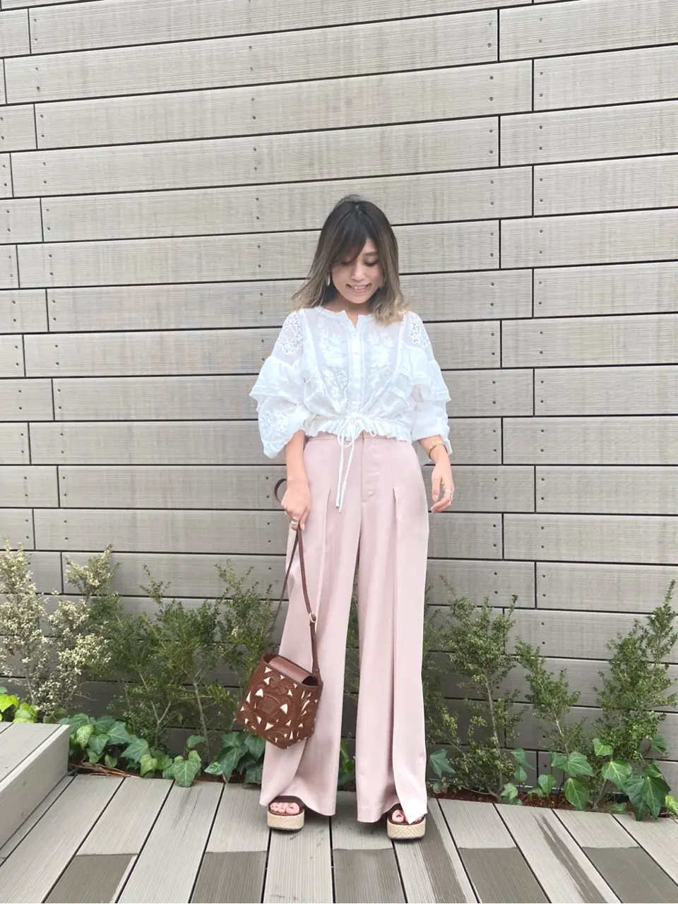 ORIGINATED IN GRACE CONTINENTAL yukimi yonee コーディネート画像