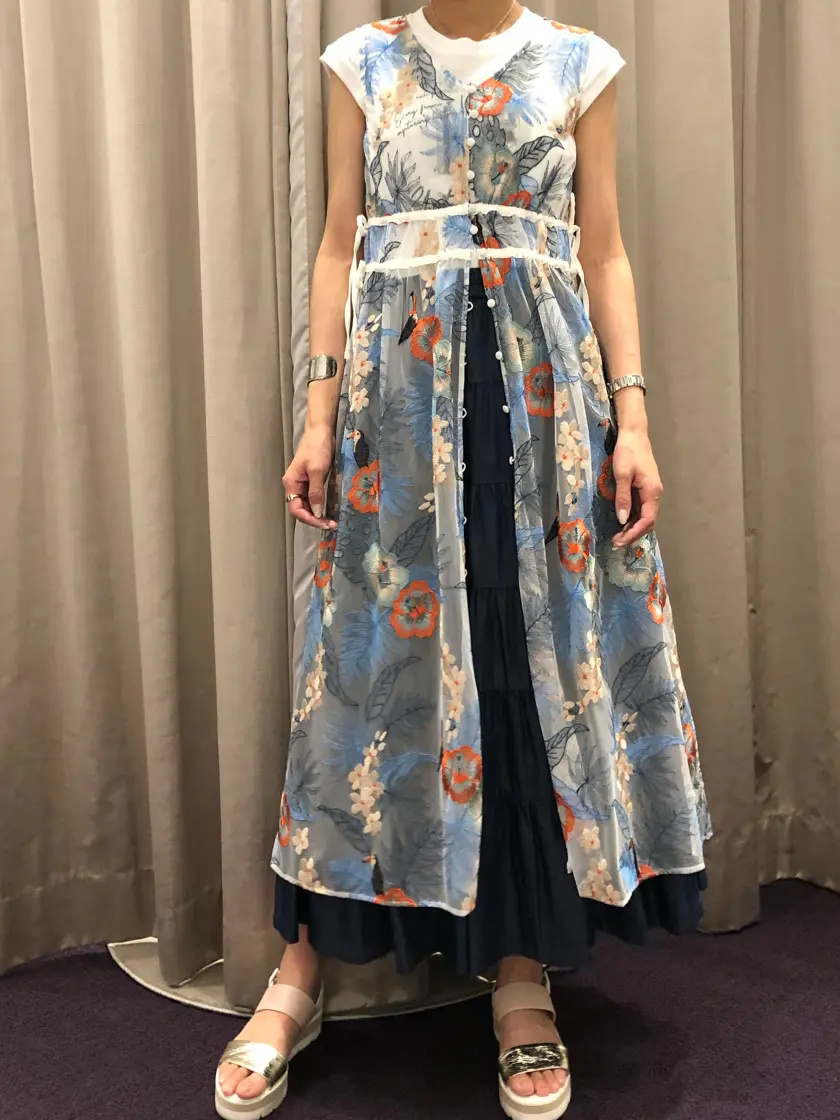 ORIGINATED IN GRACE CONTINENTAL 亀田 未希 コーディネート画像