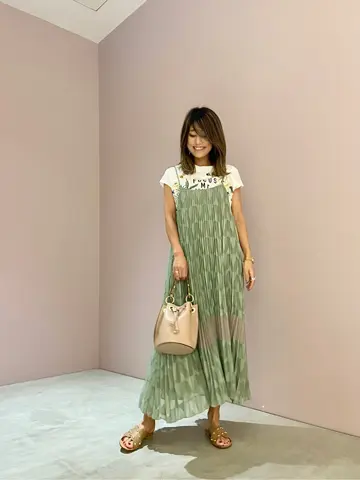 ORIGINATED IN GRACE CONTINENTAL yukimi yonee コーディネート画像