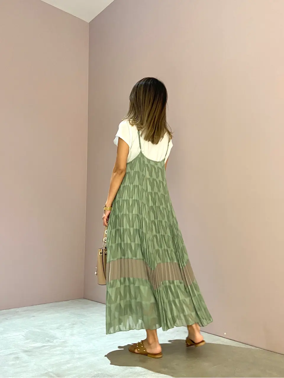 ORIGINATED IN GRACE CONTINENTAL yukimi yonee コーディネート画像