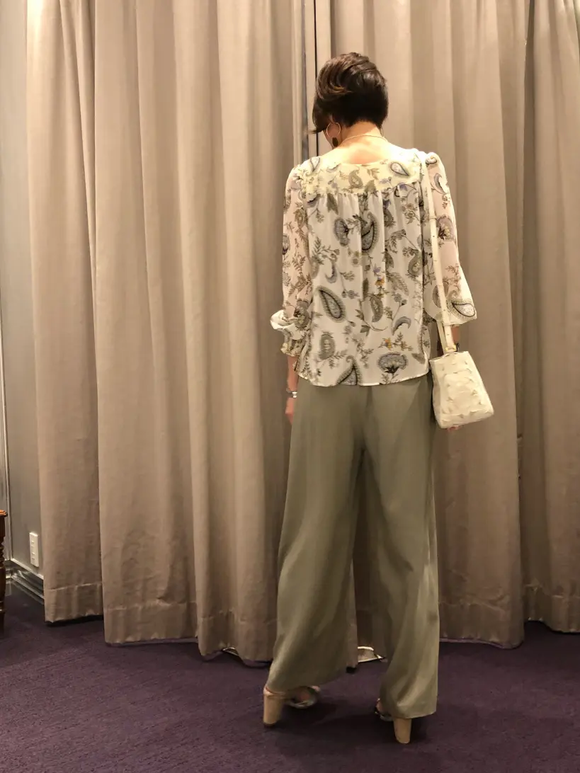 ORIGINATED IN GRACE CONTINENTAL 亀田 未希 コーディネート画像