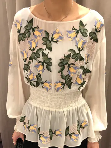 ORIGINATED IN GRACE CONTINENTAL 亀田 未希 コーディネート画像