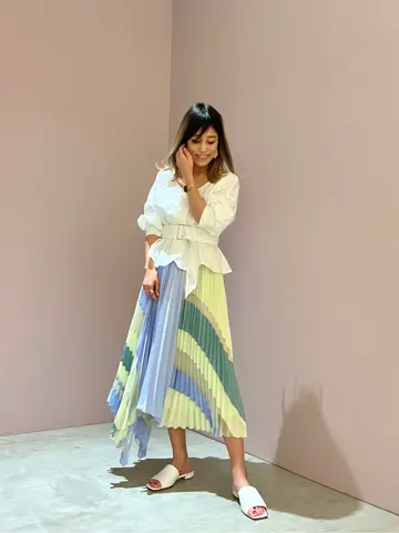 ORIGINATED IN GRACE CONTINENTAL yukimi yonee コーディネート画像