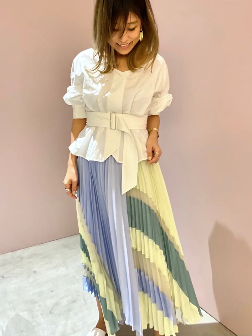 ORIGINATED IN GRACE CONTINENTAL yukimi yonee コーディネート画像