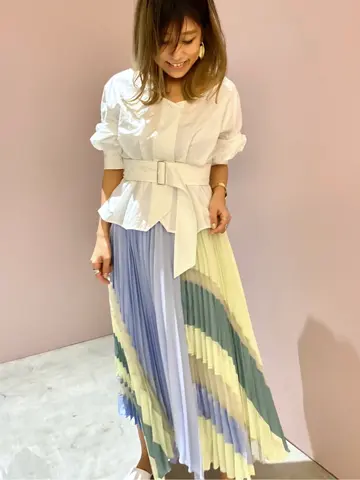 ORIGINATED IN GRACE CONTINENTAL yukimi yonee コーディネート画像