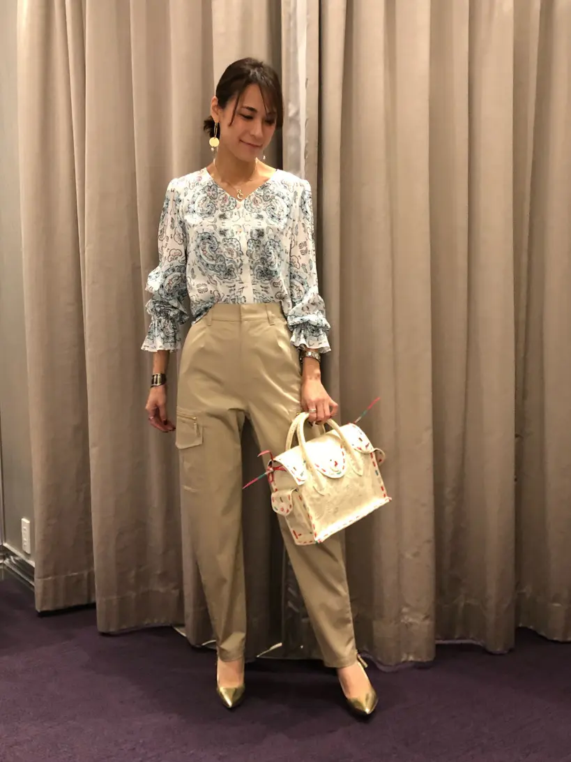 ORIGINATED IN GRACE CONTINENTAL 亀田 未希 コーディネート画像