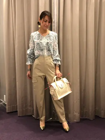 ORIGINATED IN GRACE CONTINENTAL 亀田 未希 コーディネート画像