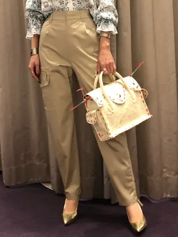 ORIGINATED IN GRACE CONTINENTAL 亀田 未希 コーディネート画像