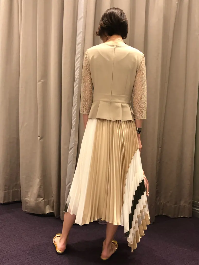 ORIGINATED IN GRACE CONTINENTAL 亀田 未希 コーディネート画像