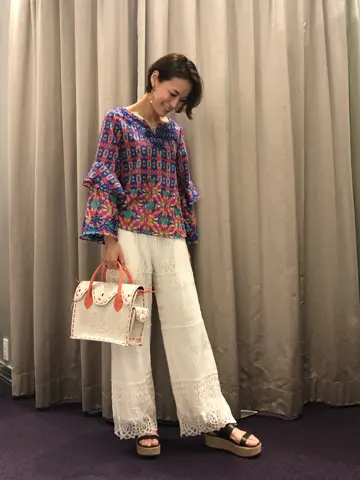 ORIGINATED IN GRACE CONTINENTAL 亀田 未希 コーディネート画像