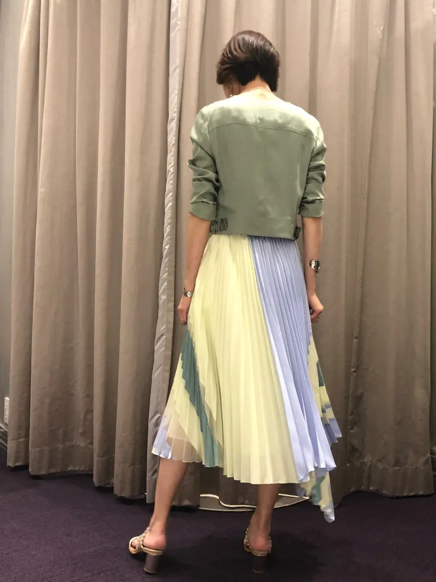 ORIGINATED IN GRACE CONTINENTAL 亀田 未希 コーディネート画像