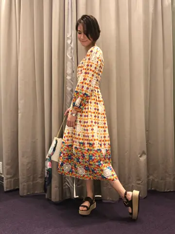 ORIGINATED IN GRACE CONTINENTAL 亀田 未希 コーディネート画像
