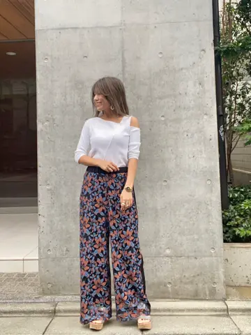 ORIGINATED IN GRACE CONTINENTAL yukimi yonee コーディネート画像