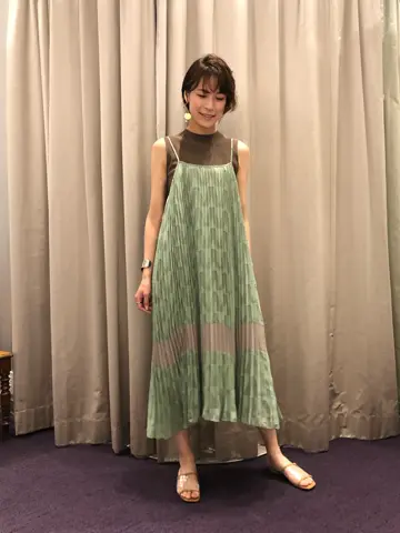ORIGINATED IN GRACE CONTINENTAL 亀田 未希 コーディネート画像