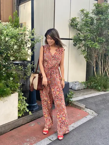 ORIGINATED IN GRACE CONTINENTAL yukimi yonee コーディネート画像