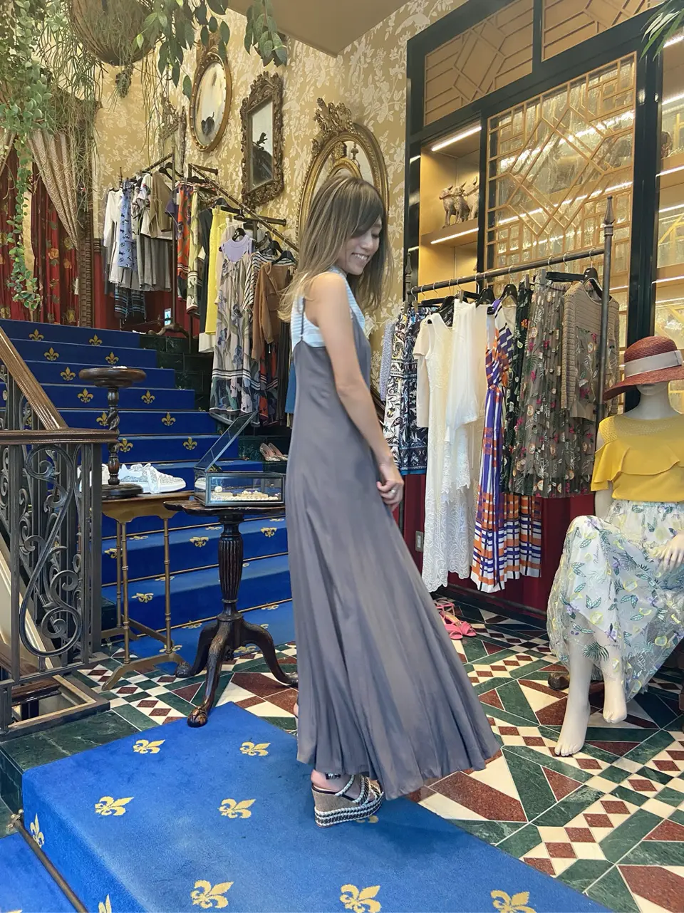 ORIGINATED IN GRACE CONTINENTAL yukimi yonee コーディネート画像