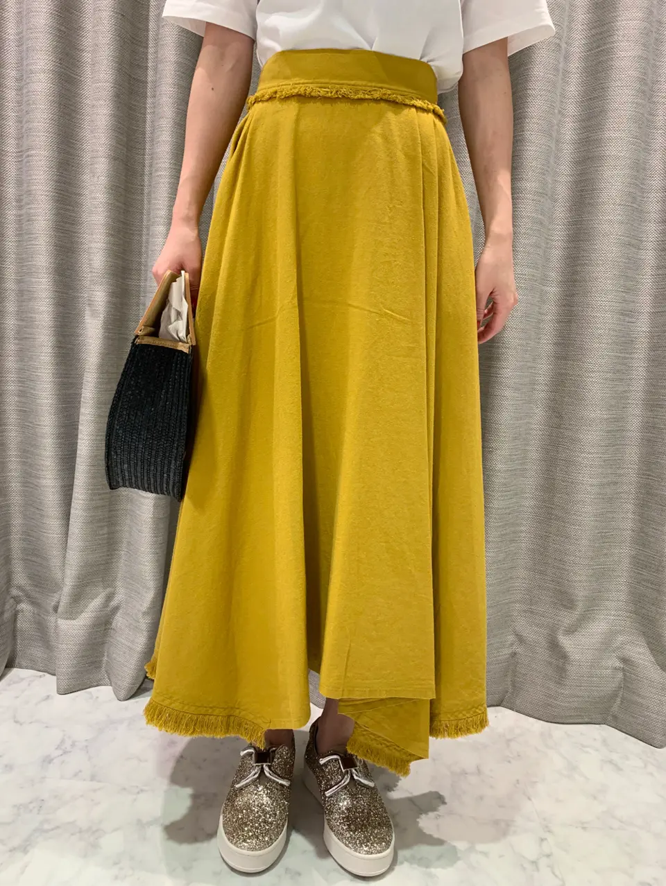 ORIGINATED IN GRACE CONTINENTAL saki コーディネート画像