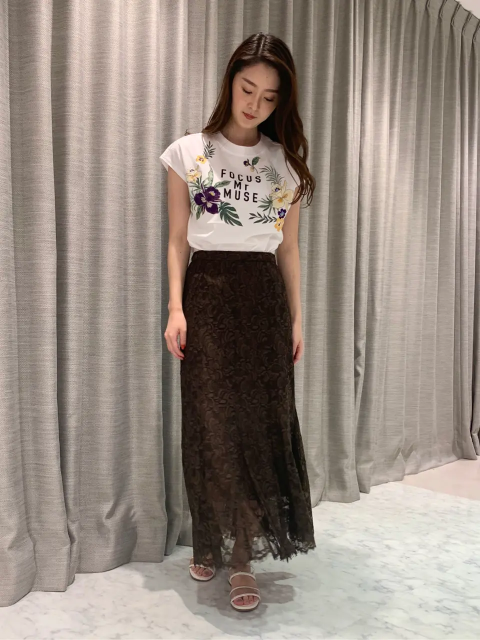 ORIGINATED IN GRACE CONTINENTAL saki コーディネート画像