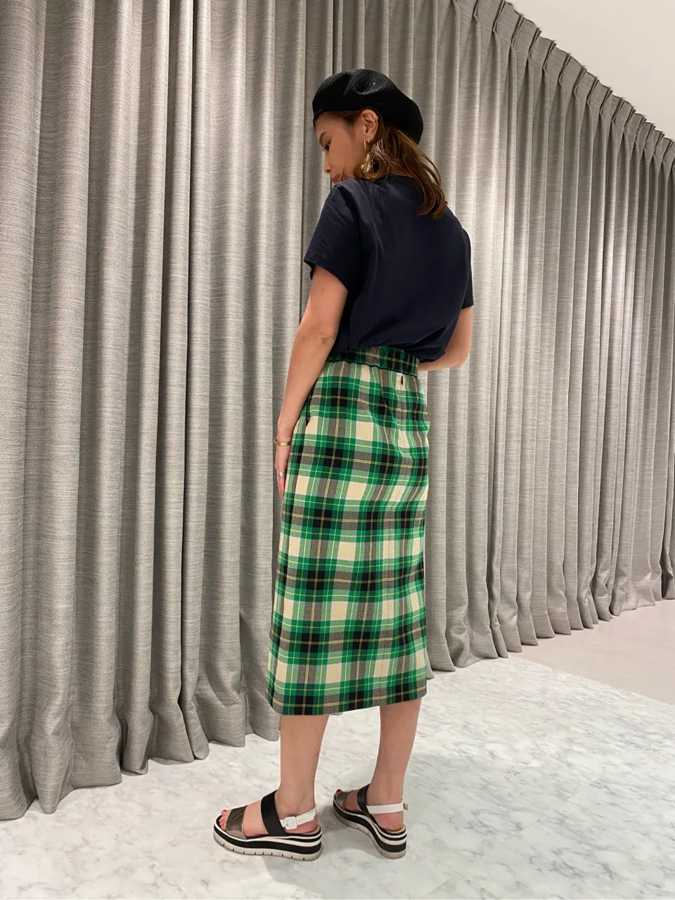 ORIGINATED IN GRACE CONTINENTAL 志田　悠 コーディネート画像