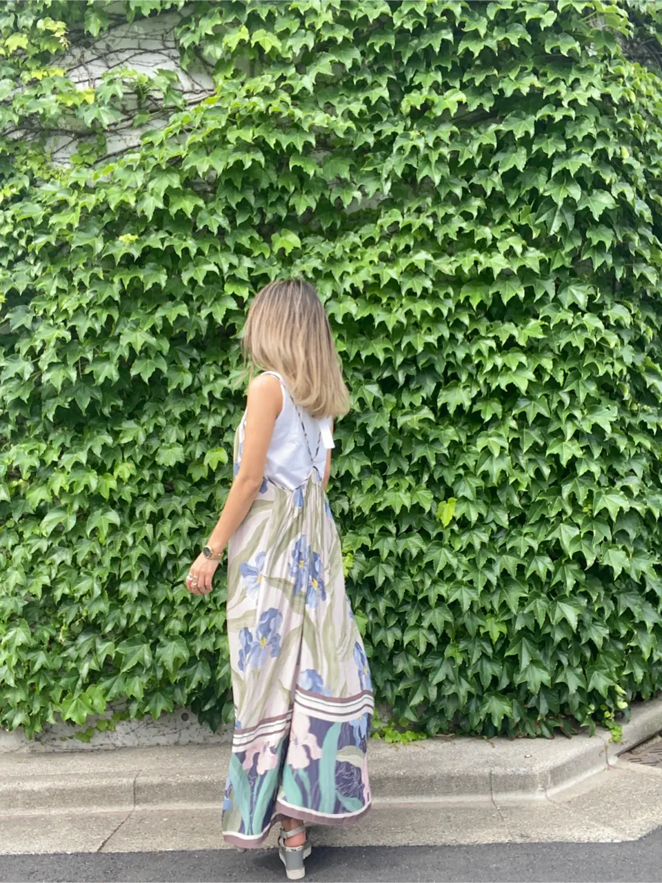 ORIGINATED IN GRACE CONTINENTAL yukimi yonee コーディネート画像