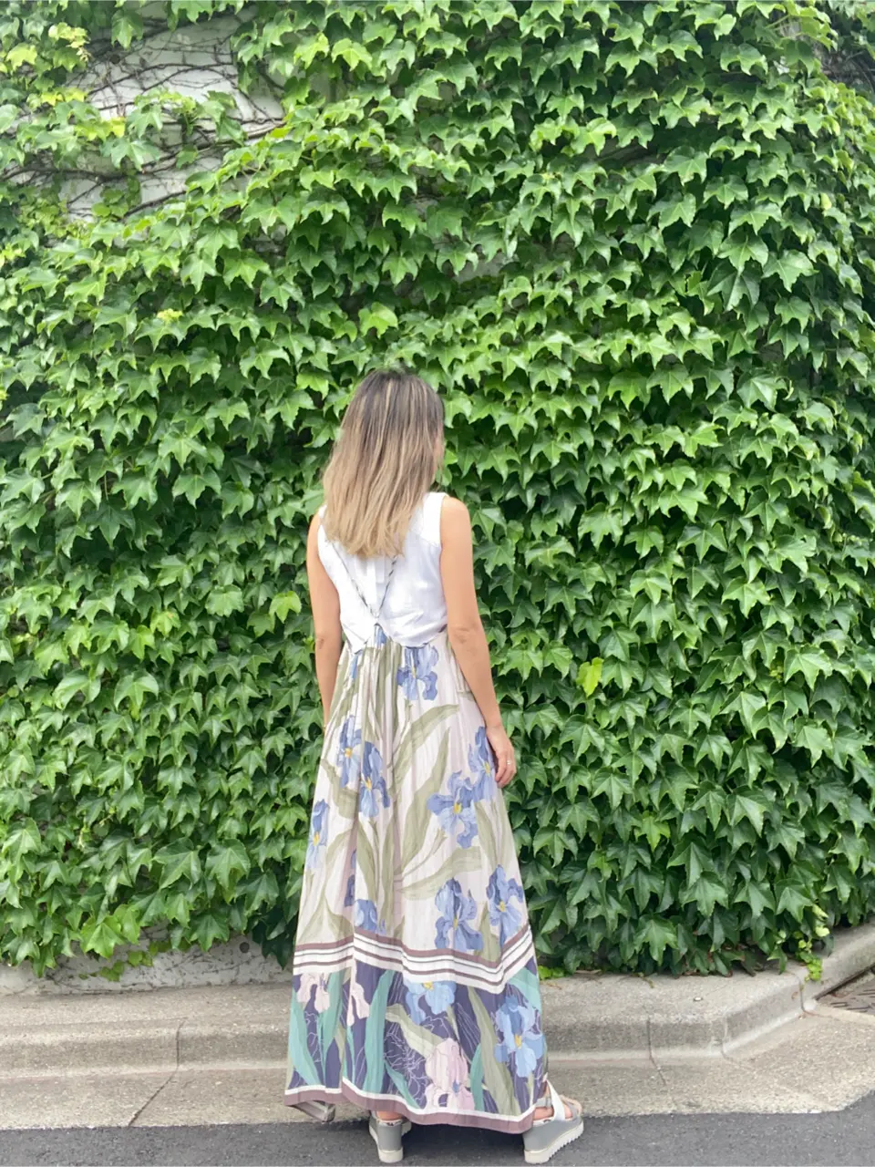 ORIGINATED IN GRACE CONTINENTAL yukimi yonee コーディネート画像