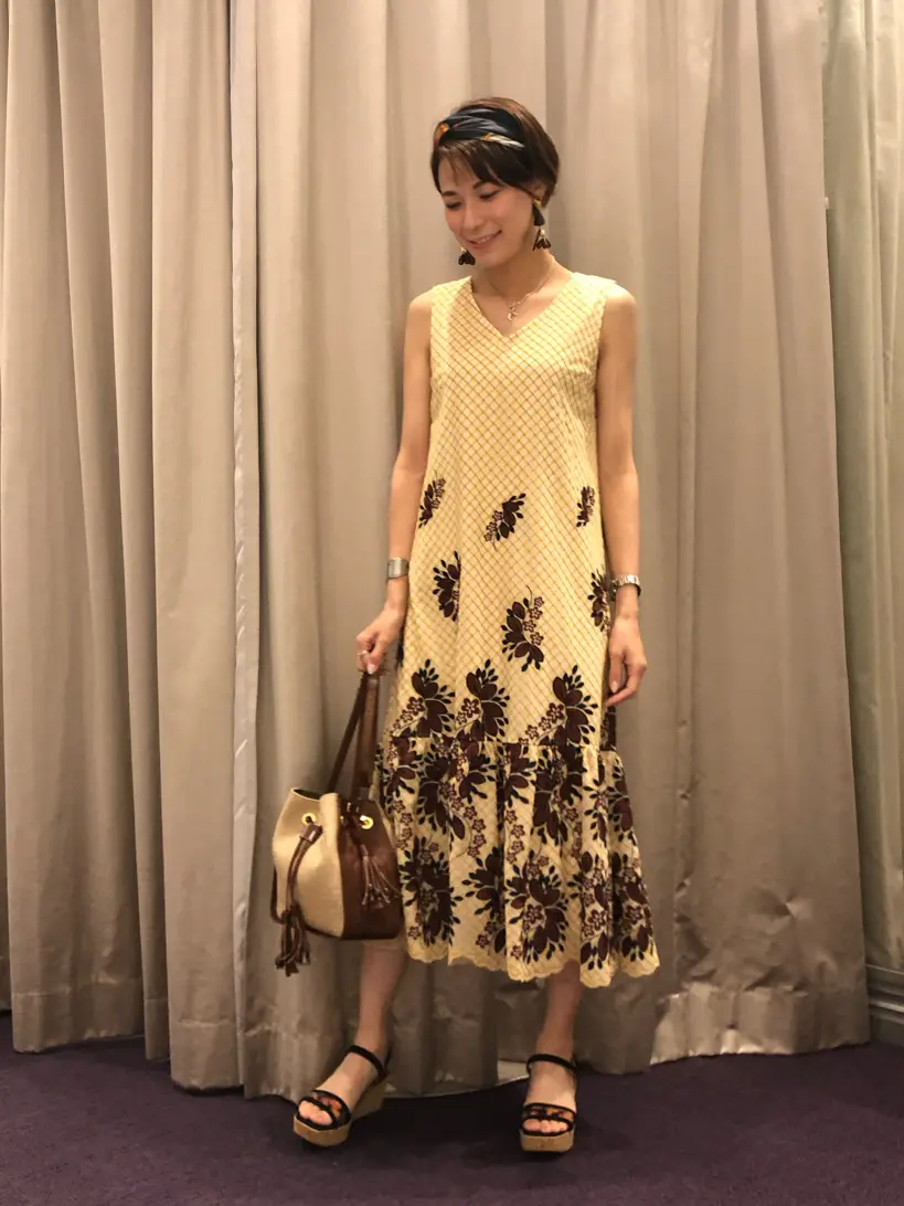 ORIGINATED IN GRACE CONTINENTAL 亀田 未希 コーディネート画像