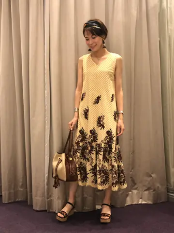 ORIGINATED IN GRACE CONTINENTAL 亀田 未希 コーディネート画像