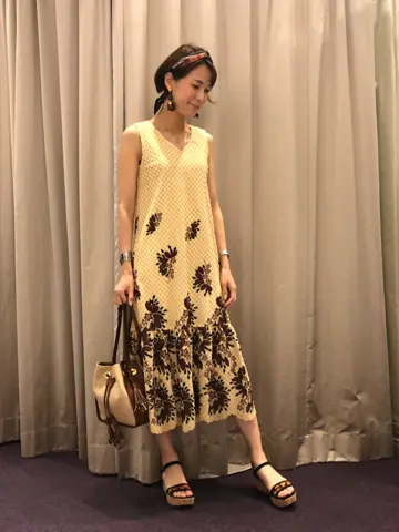 ORIGINATED IN GRACE CONTINENTAL 亀田 未希 コーディネート画像