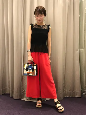 ORIGINATED IN GRACE CONTINENTAL 亀田 未希 コーディネート画像