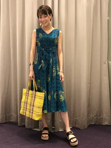 ORIGINATED IN GRACE CONTINENTAL 亀田 未希 コーディネート画像