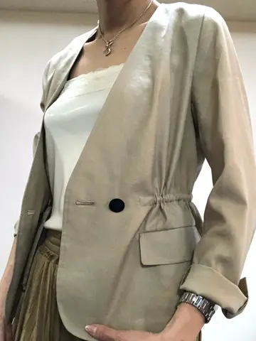 ORIGINATED IN GRACE CONTINENTAL 亀田 未希 コーディネート画像