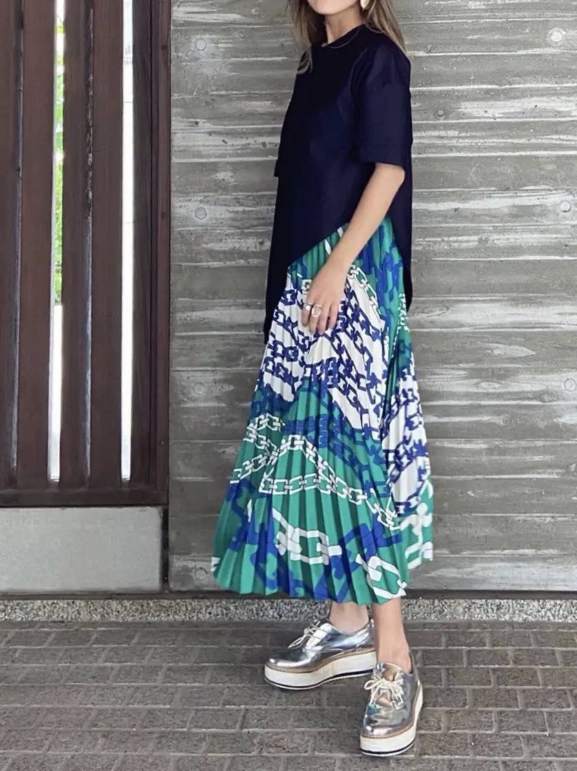 ORIGINATED IN GRACE CONTINENTAL yukimi yonee コーディネート画像