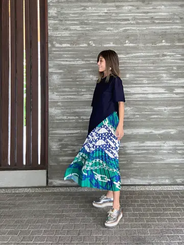 ORIGINATED IN GRACE CONTINENTAL yukimi yonee コーディネート画像