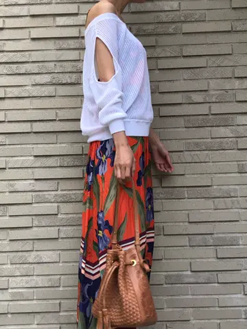 ORIGINATED IN GRACE CONTINENTAL 亀田 未希 コーディネート画像