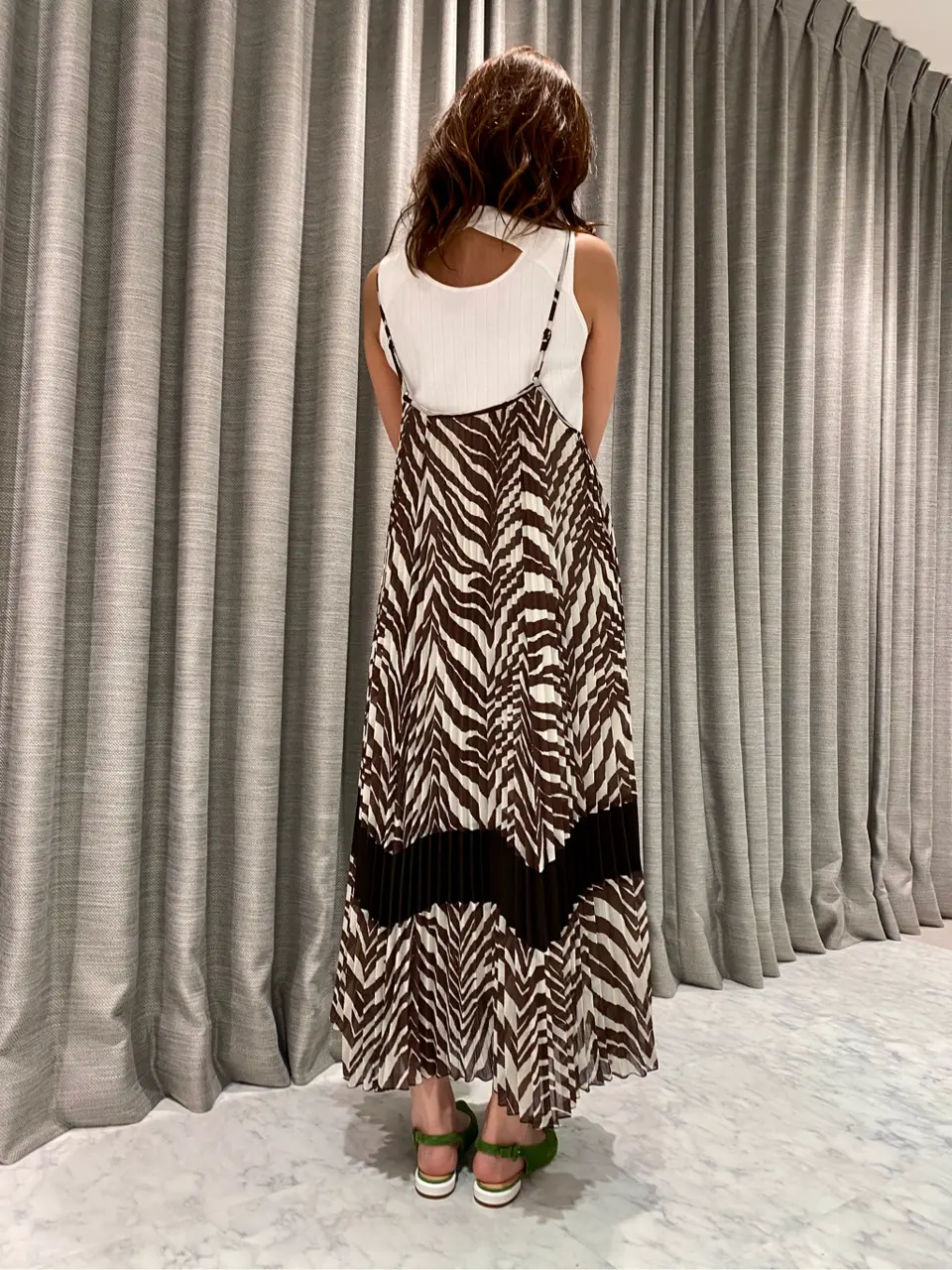 ORIGINATED IN GRACE CONTINENTAL 志田　悠 コーディネート画像