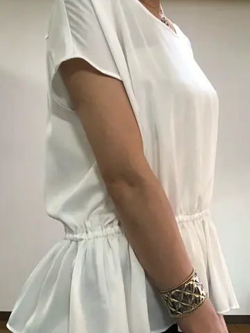 ORIGINATED IN GRACE CONTINENTAL 亀田 未希 コーディネート画像