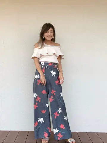 ORIGINATED IN GRACE CONTINENTAL yukimi yonee コーディネート画像