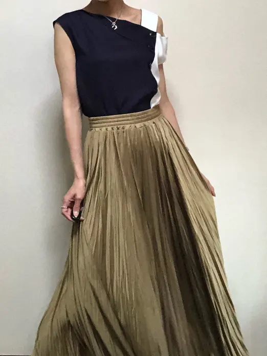 ORIGINATED IN GRACE CONTINENTAL 亀田 未希 コーディネート画像