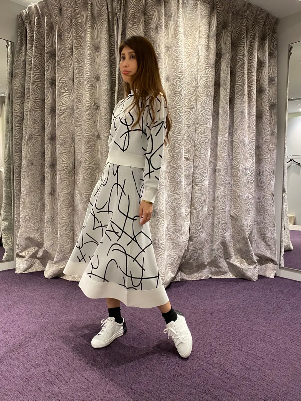 ORIGINATED IN GRACE CONTINENTAL 志田　悠 コーディネート画像